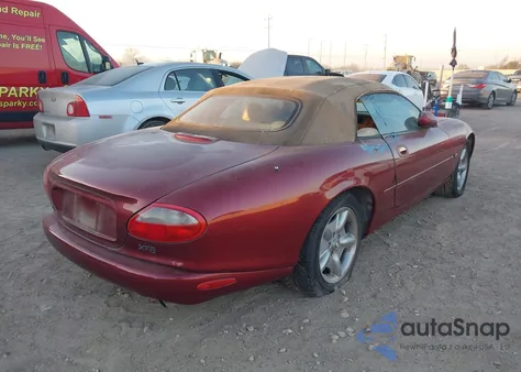 1997 Jaguar Xk8 из США, поврежденный, VIN SAJGX2742VC016433